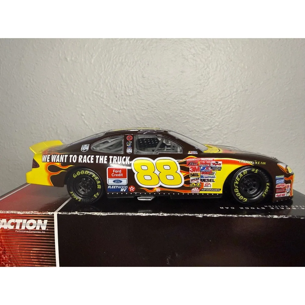 Action Racing 24 scale